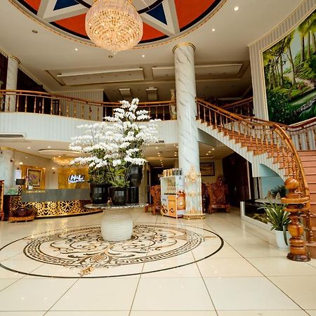 Hoang Loc Hotel 부온마투옷 외부 사진