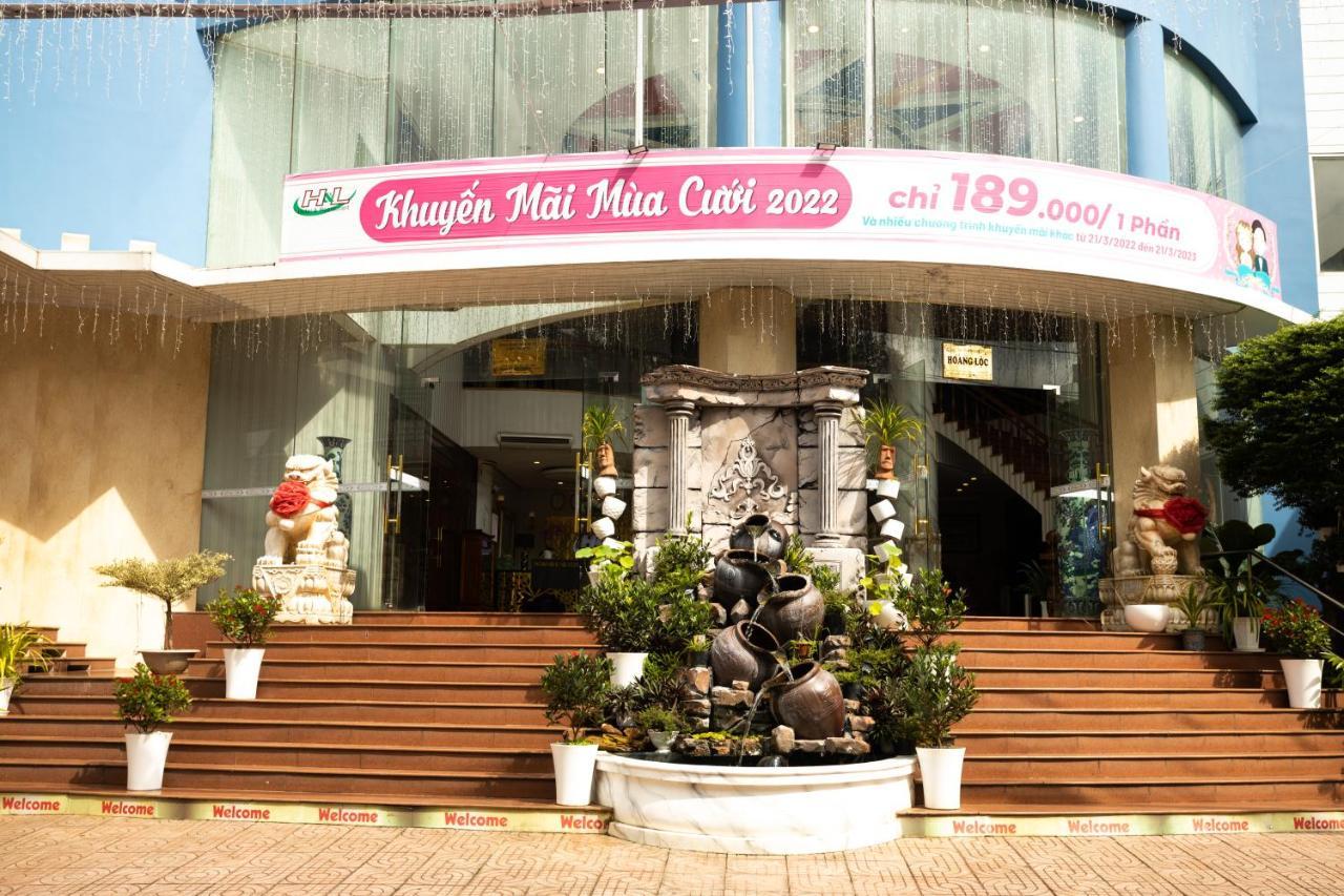 Hoang Loc Hotel 부온마투옷 외부 사진