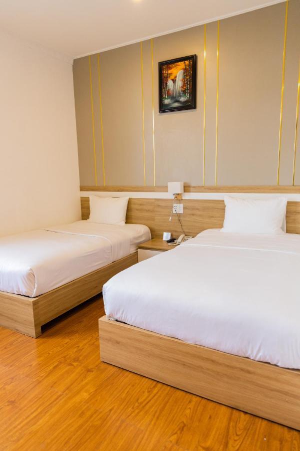Hoang Loc Hotel 부온마투옷 외부 사진