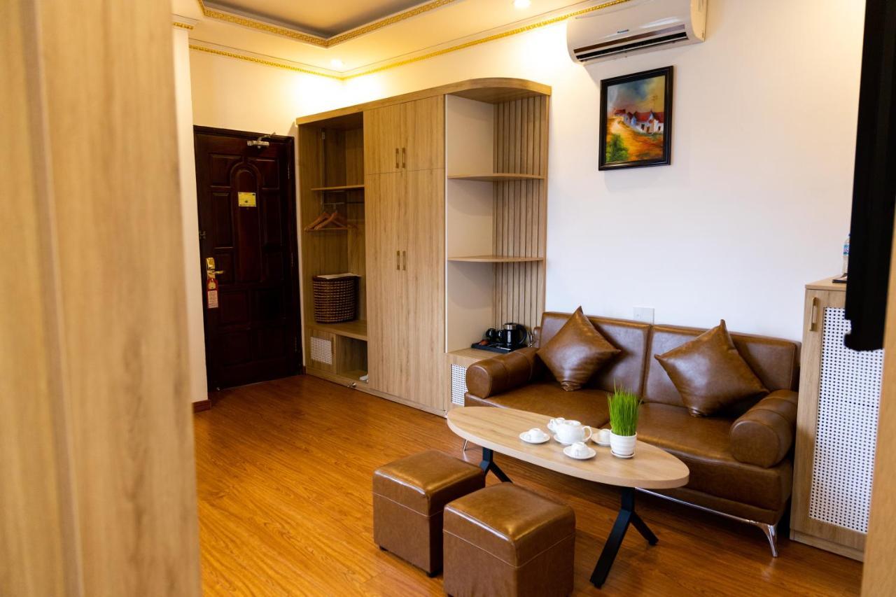 Hoang Loc Hotel 부온마투옷 외부 사진