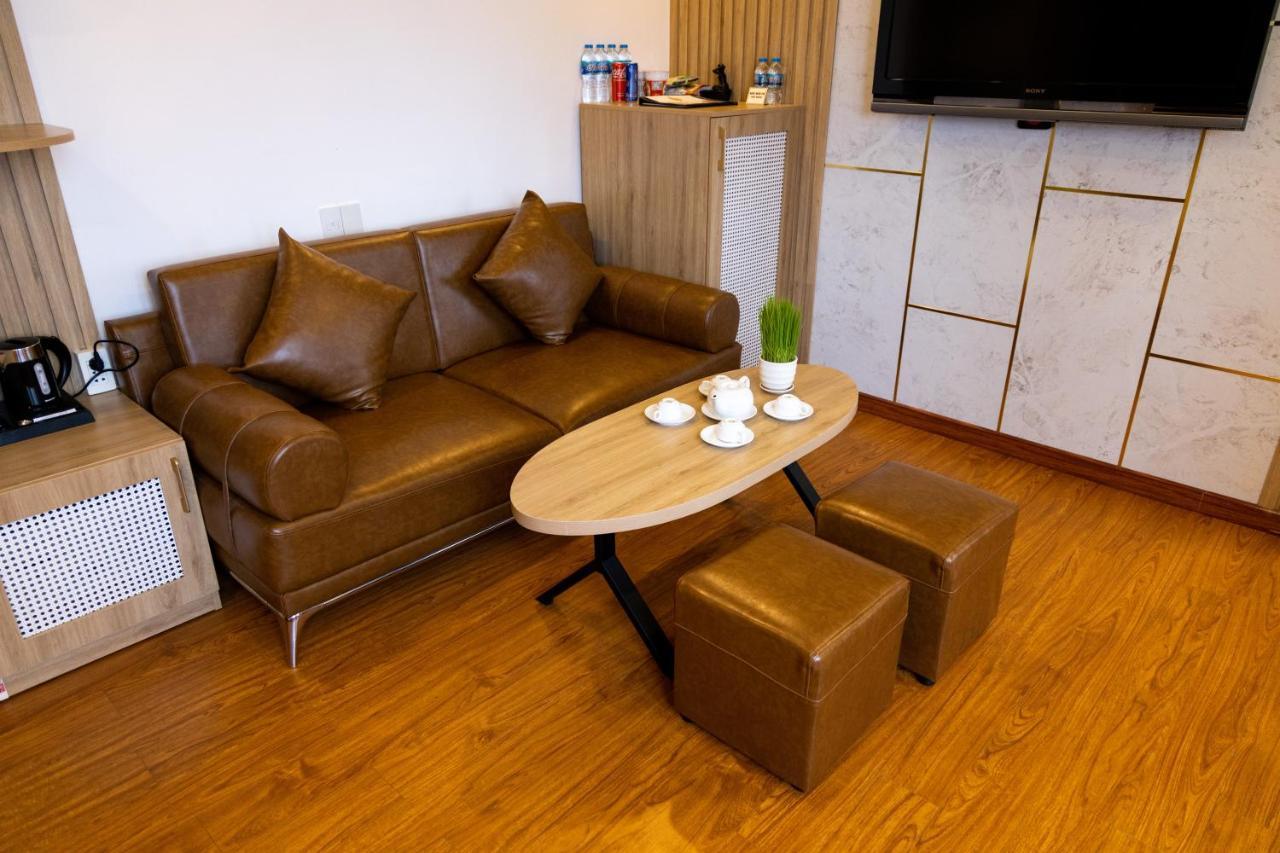 Hoang Loc Hotel 부온마투옷 외부 사진